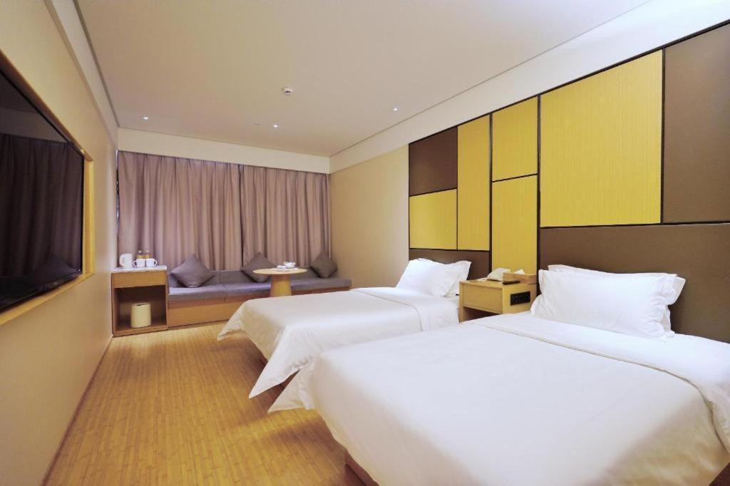 Ji Hotel Shanghai Hongqiao Yan'An XI Road Exterior photo