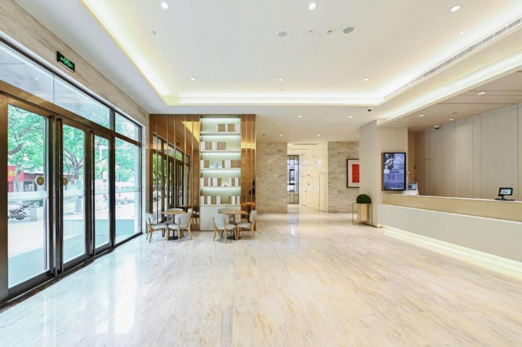 Ji Hotel Shanghai Hongqiao Yan'An XI Road Exterior photo